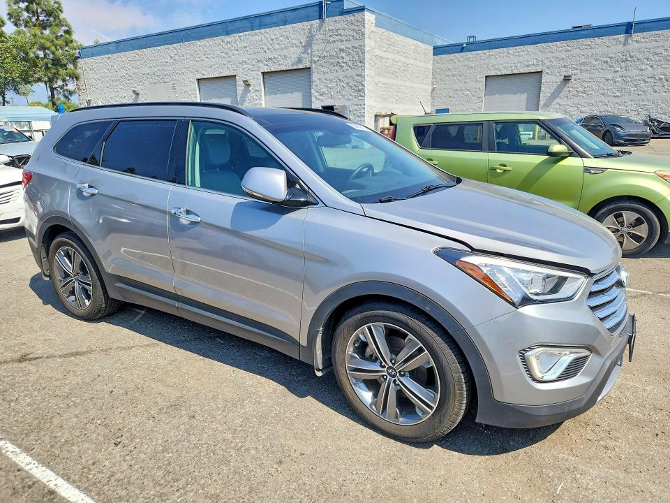 2015 Hyundai Santa Fe მანქანა იყიდება აუქციონზე, vin: KM8SR4HF0FU127830, აუქციონის ნომერი: 69400816