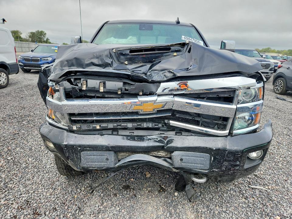 69847956 :رقم المزاد ، 1GC1KUEY7KF278186 vin ، 2019 Chevrolet Silverado مزاد بيع