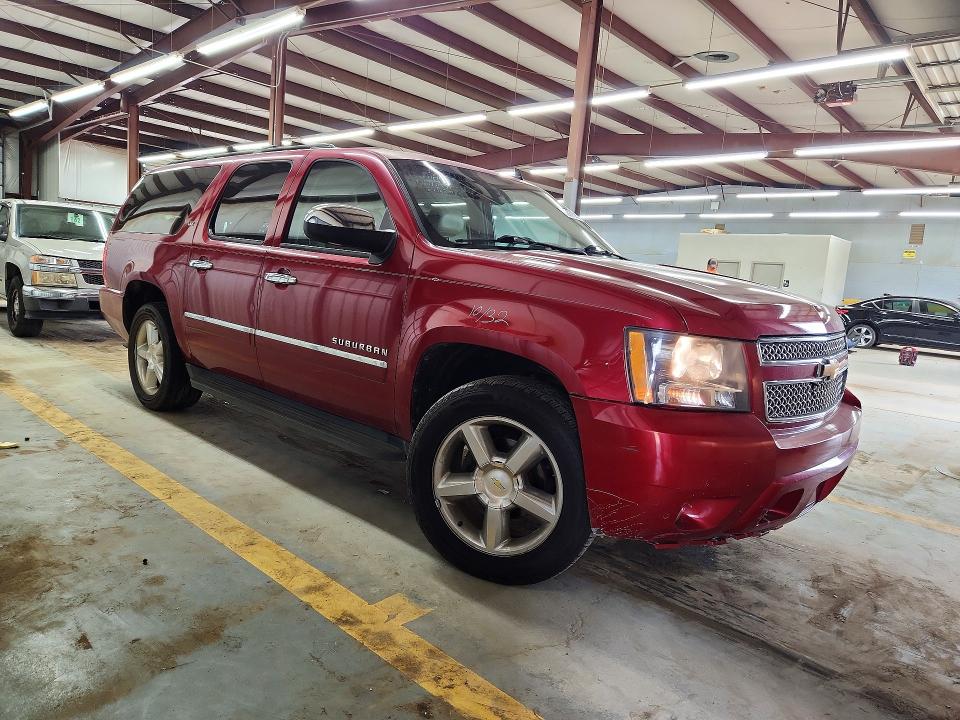 68970956 :رقم المزاد ، 1GNSKKE76DR183062 vin ، 2013 Chevrolet Suburban مزاد بيع