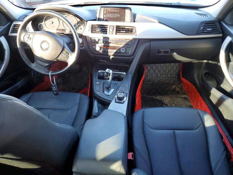 70149276 :رقم المزاد ، WBA3C3G51FNS74338 vin ، 2015 Bmw 320 مزاد بيع