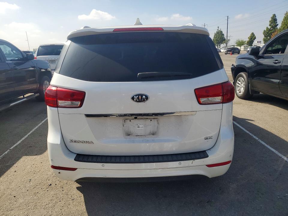 Продаж на аукціоні авто 2015 Kia Sedona, vin: KNDMC5C19F6034180, номер лоту: 69411926