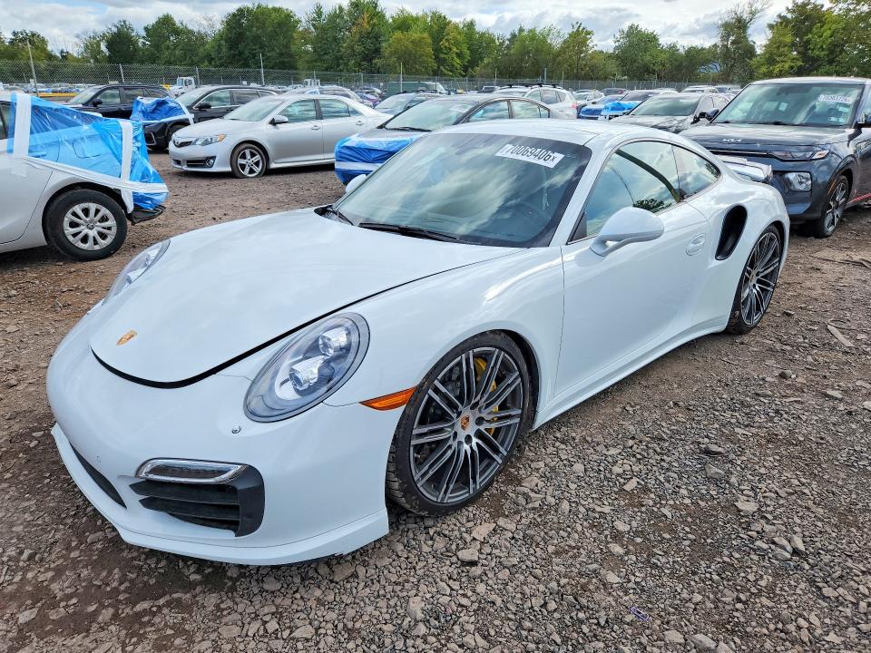 70069406 :رقم المزاد ، WP0AD2A92FS160251 vin ، 2015 Porsche 911 مزاد بيع