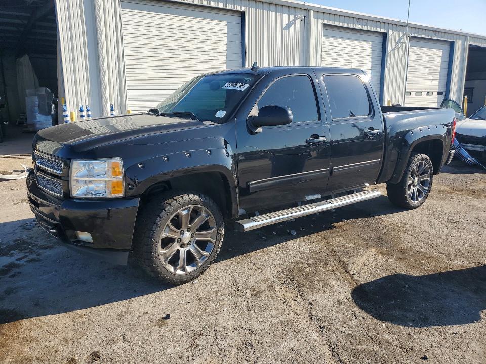 68645856 :رقم المزاد ، 3GCPKSE71CG303699 vin ، 2012 Chevrolet Silverado مزاد بيع