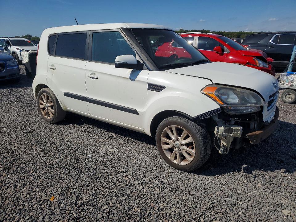 70817986 :رقم المزاد ، KNDJT2A63C7366010 vin ، 2012 Kia Soul مزاد بيع