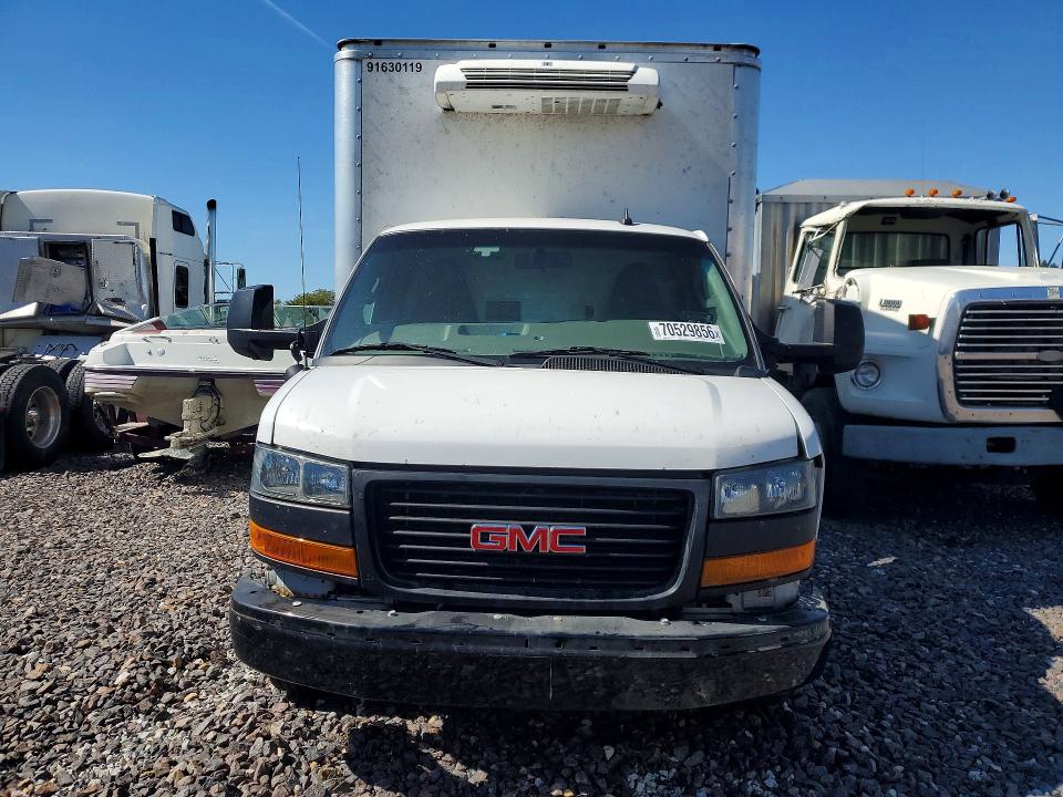 70529856 :رقم المزاد ، 7GZ37TC76PN007926 vin ، 2023 Gmc Savana مزاد بيع