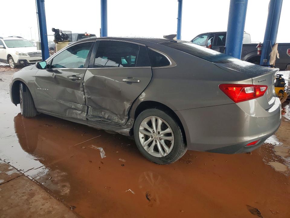 69327846 :رقم المزاد ، 1G1ZD5ST0JF247400 vin ، 2018 Chevrolet Malibu مزاد بيع