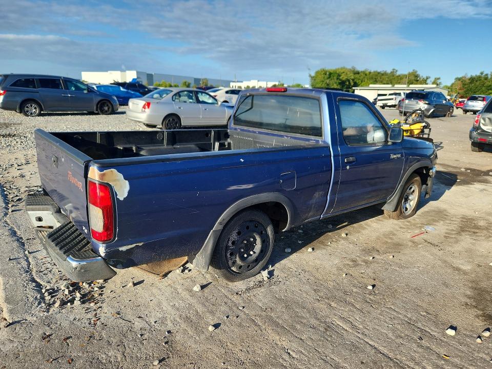 69680426 :رقم المزاد ، 1N6DD21S9YC313041 vin ، 2000 Nissan Frontier مزاد بيع