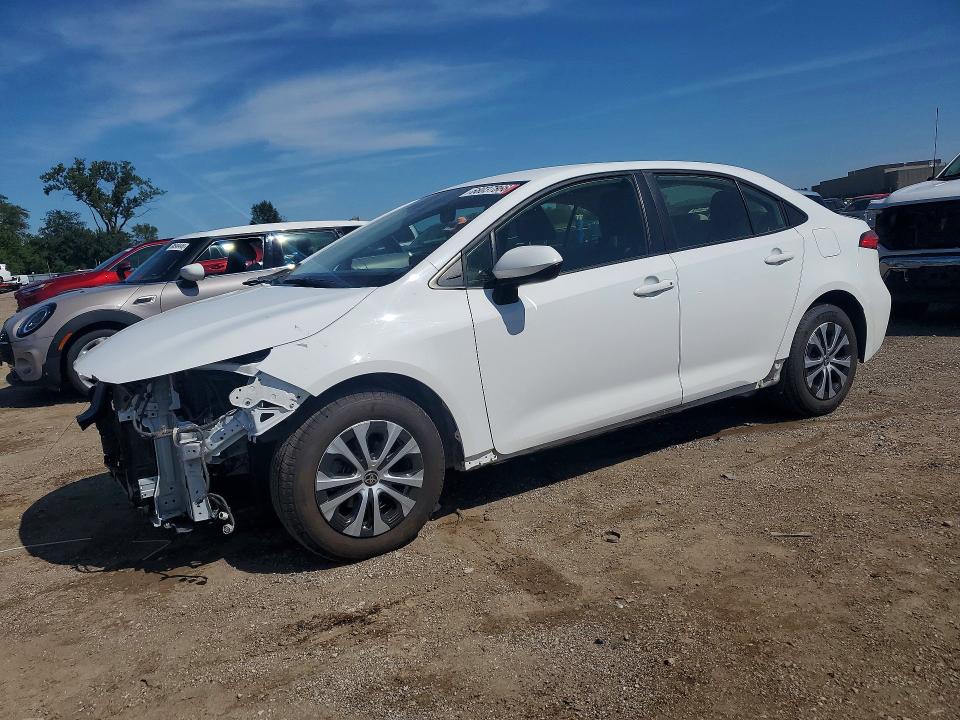 Продажа на аукционе авто 2022 Toyota Corolla, vin: JTDEAMDE8NJ042711, номер лота: 68037866