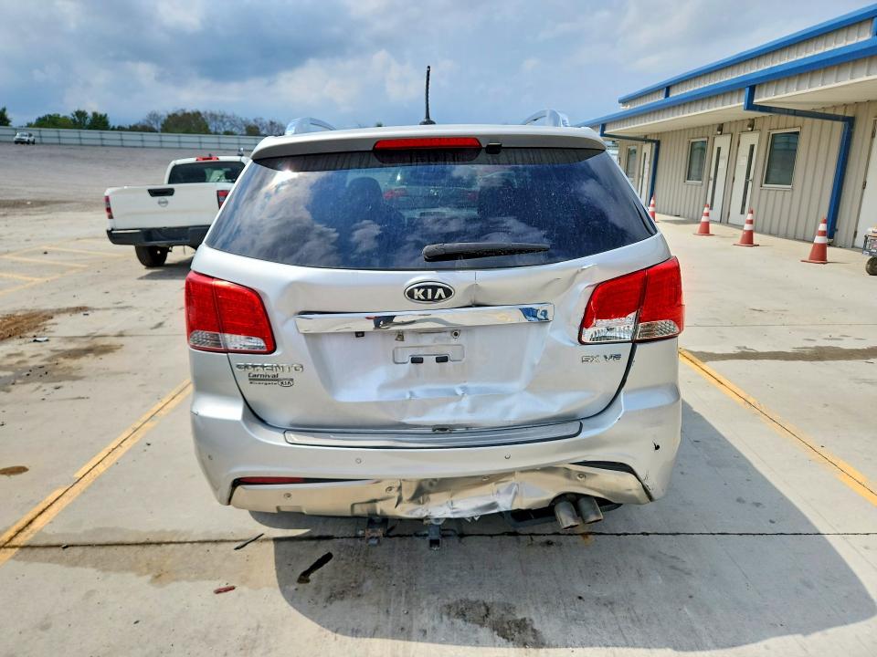 68635276 :رقم المزاد ، 5XYKW4A26CG213323 vin ، 2012 Kia Sorento مزاد بيع