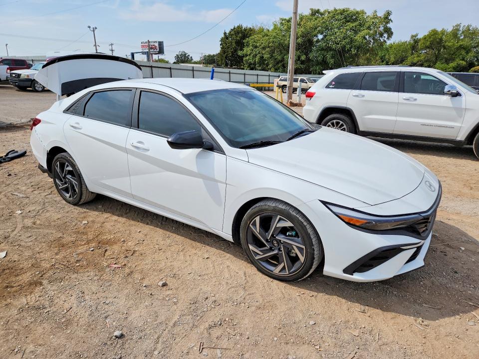 70272446 :رقم المزاد ، KMHLM4DJ9SU126537 vin ، 2025 Hyundai Elantra Hybrid مزاد بيع