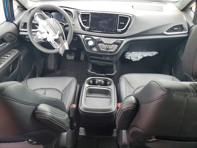 65910656 :رقم المزاد ، 2C4RC1BGXVR586881 vin ، 2027 Chrysler Pacifica مزاد بيع