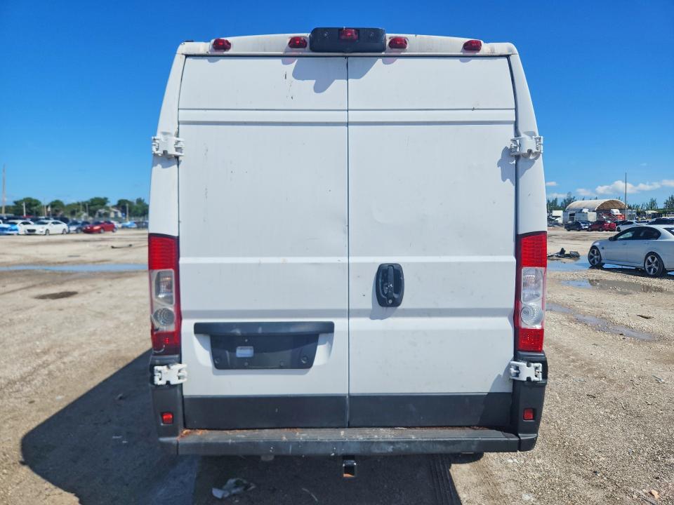 68625816 :رقم المزاد ، 3C6LRVDG1ME512636         vin ، 2021 Ram Promaster 2500 مزاد بيع
