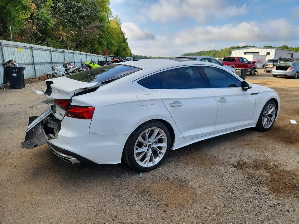 66940796 :رقم المزاد ، WAUABCF53MA033476 vin ، 2021 Audi A5 مزاد بيع