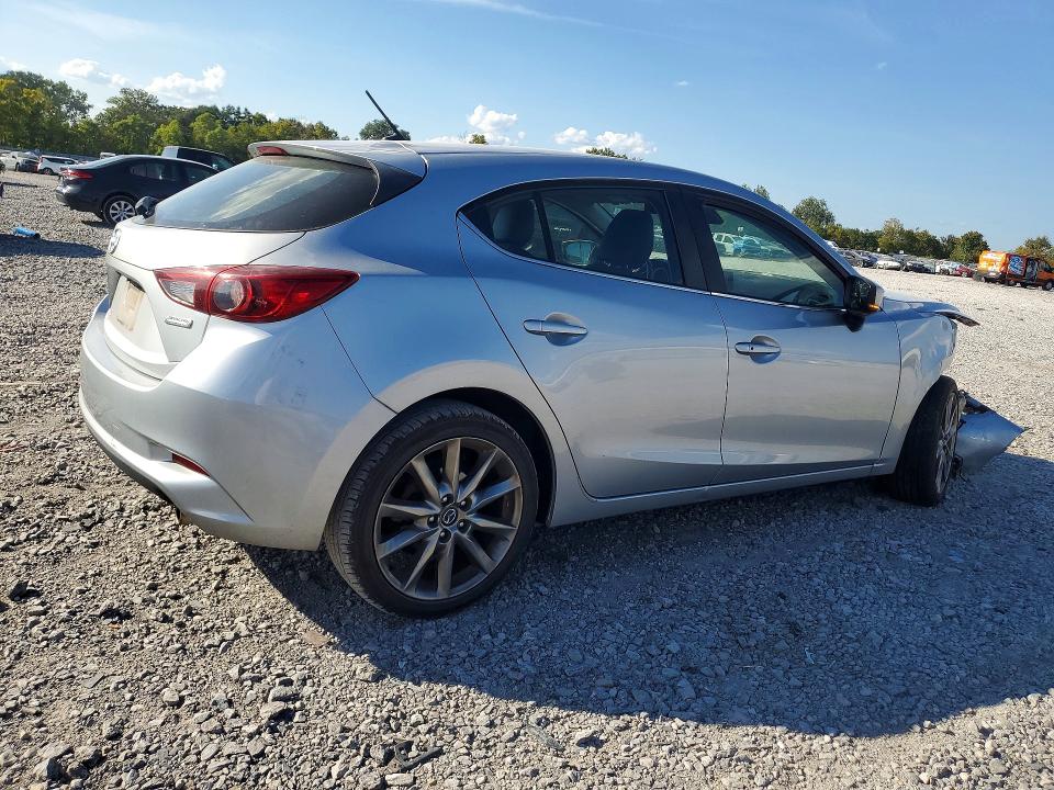 2018 Mazda 3 მანქანა იყიდება აუქციონზე, vin: 3MZBN1L34JM181430, აუქციონის ნომერი: 68304096