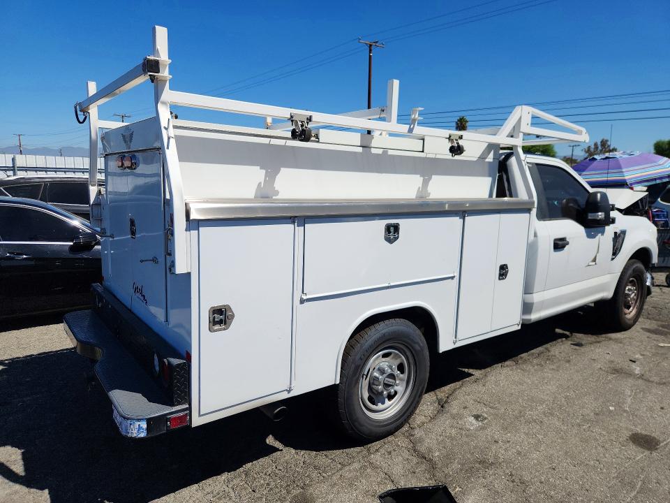 2020 Ford F350 მანქანა იყიდება აუქციონზე, vin: 1FDRF3E6XLEC75754, აუქციონის ნომერი: 67152806