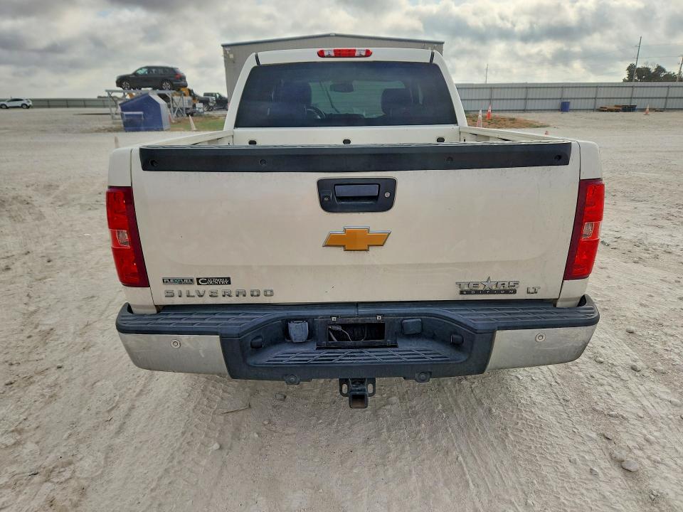 Auction sale of the 2012 Chevrolet Silverado, vin: 3GCPCSE02CG157121, lot number: 68277026