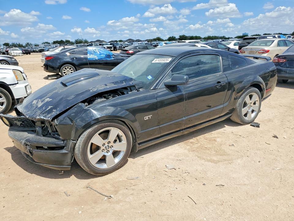 2007 Ford Mustang მანქანა იყიდება აუქციონზე, vin: 1ZVHT82H175224982, აუქციონის ნომერი: 67455926