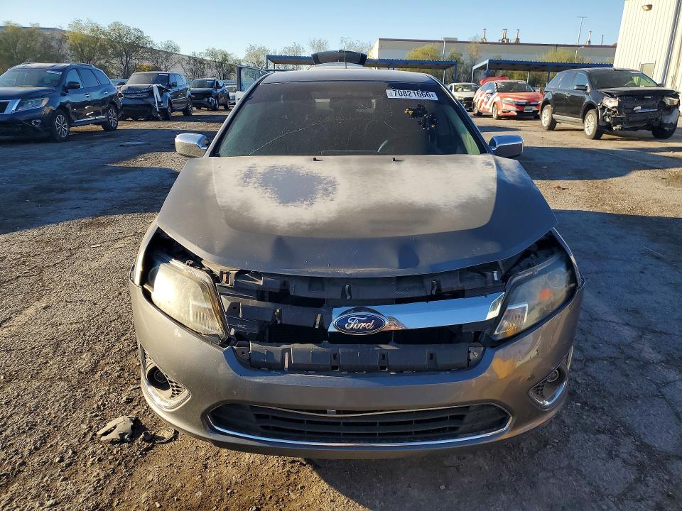 2010 Ford Fusion მანქანა იყიდება აუქციონზე, vin: 3FAHP0CG1AR271406, აუქციონის ნომერი: 70821666