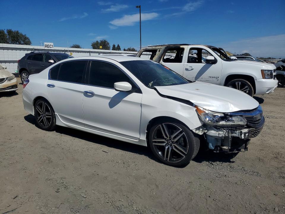 Aukcja sprzedaży 2017 Honda Accord, vin: 1HGCR2F15HA200085, numer aukcji: 68590136