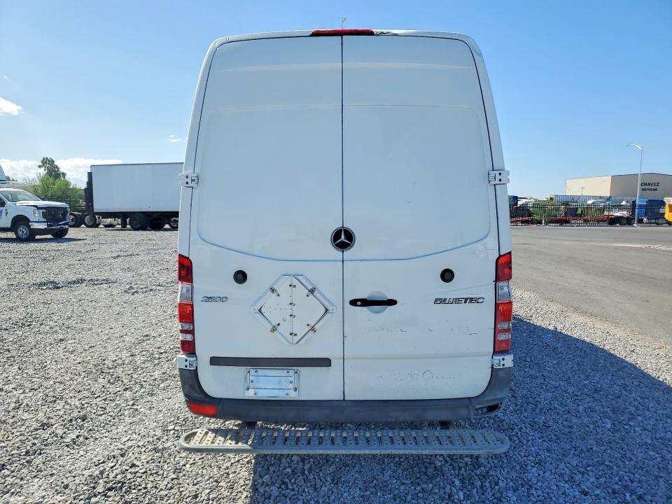 Продажа на аукционе авто 2011 Mercedes-benz Sprinter, vin: WD3PE8CB5B5603392, номер лота: 69633396