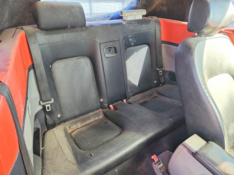 71443976 :رقم المزاد ، 3VWCM31Y24M316555 vin ، 2004 Volkswagen New Beetle مزاد بيع