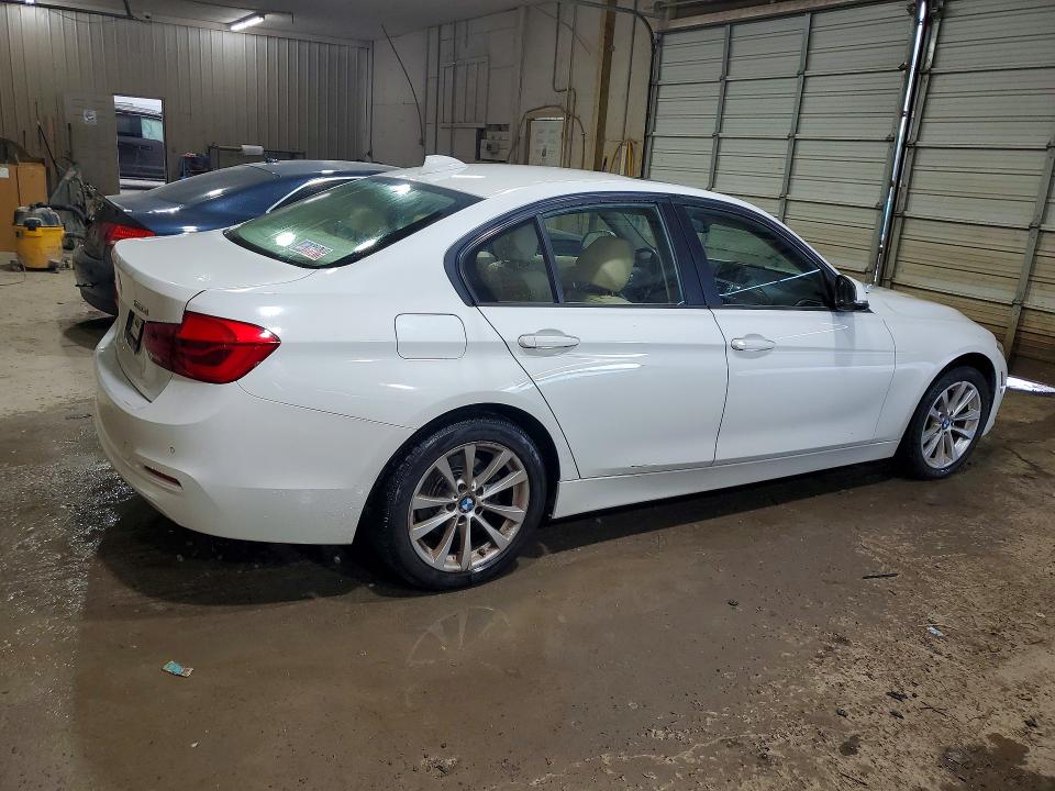 Продаж на аукціоні авто 2016 Bmw 320, vin: WBA8E1G56GNU10212, номер лоту: 69176776