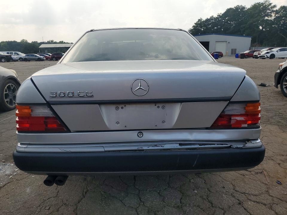 67603596 :رقم المزاد ، WDBEA52E0PB971795 vin ، 1993 Mercedes-benz 300 مزاد بيع