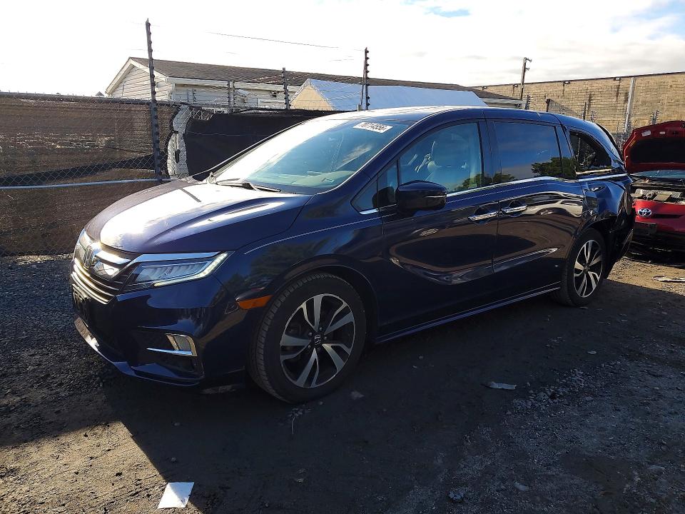 70714556 :رقم المزاد ، 5FNRL6H92JB069988 vin ، 2018 Honda Odyssey مزاد بيع