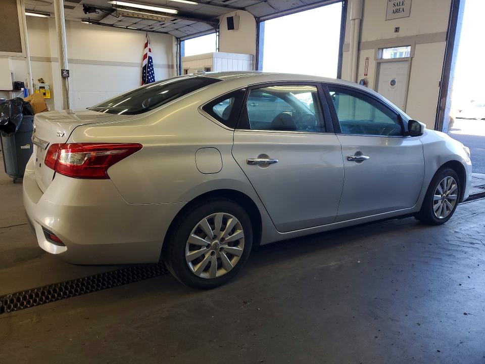 Aukcja sprzedaży 2017 Nissan Sentra, vin: 3N1AB7AP4HL655511, numer aukcji: 70642466