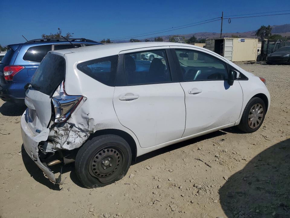 Продаж на аукціоні авто 2015 Nissan Versa Note, vin: 3N1CE2CP7FL409694, номер лоту: 70858426