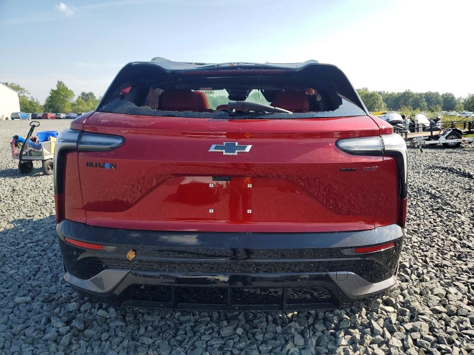 2026 Chevrolet Blazer მანქანა იყიდება აუქციონზე, vin: 3GNKDERL5TS134028, აუქციონის ნომერი: 67415916