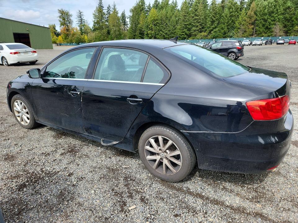 67603966 :رقم المزاد ، 3VWDP7AJ0DM250044 vin ، 2013 Volkswagen Jetta مزاد بيع