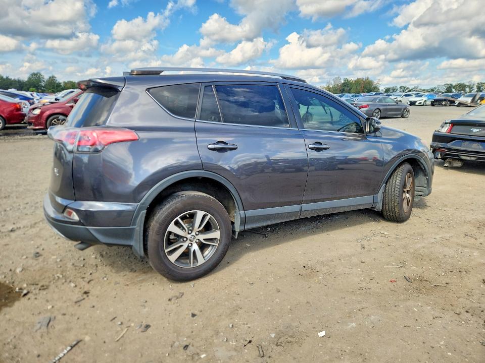 Aukcja sprzedaży 2017 Toyota Rav4, vin: JTMRFREV3HJ708554, numer aukcji: 70321986