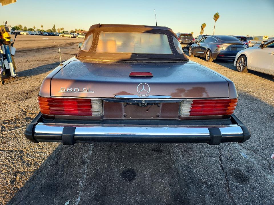 Продажа на аукционе авто 1980 Mercedes-benz Sl, vin: 10704412061390, номер лота: 70866186