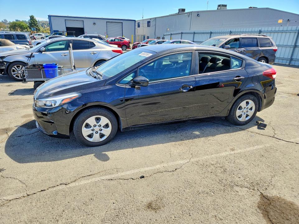 Продажа на аукционе авто 2017 Kia Forte, vin: 3KPFL4A73HE012876, номер лота: 68682066