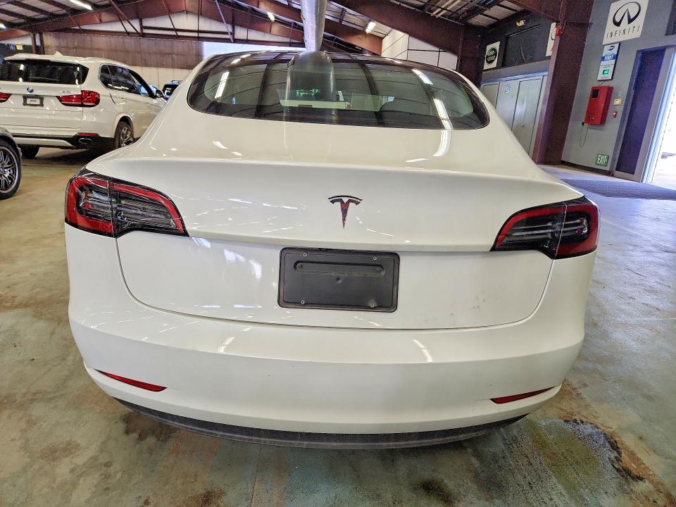 Продажа на аукционе авто 2023 Tesla Model 3, vin: 5YJ3E1EA1PF580571, номер лота: 68016076