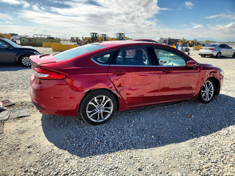 70853686 :رقم المزاد ، 3FA6P0H73HR407917 vin ، 2017 Ford Fusion مزاد بيع