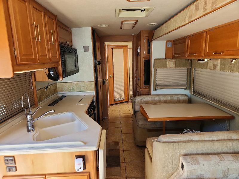 2005 Workhorse Custom Chassis Motorhome Chassis მანქანა იყიდება აუქციონზე, vin: 5B4MP67G753407893, აუქციონის ნომერი: 68843396