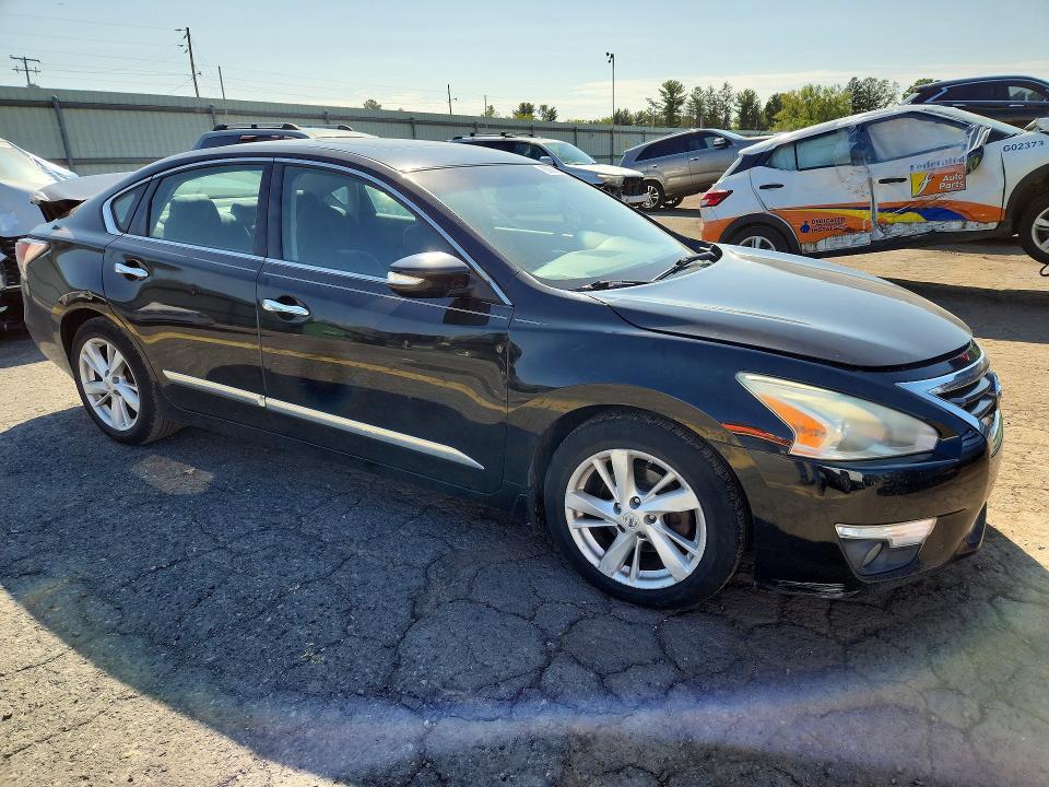 68667026 :رقم المزاد ، 1N4AL3AP1FC195029 vin ، 2015 Nissan Altima مزاد بيع