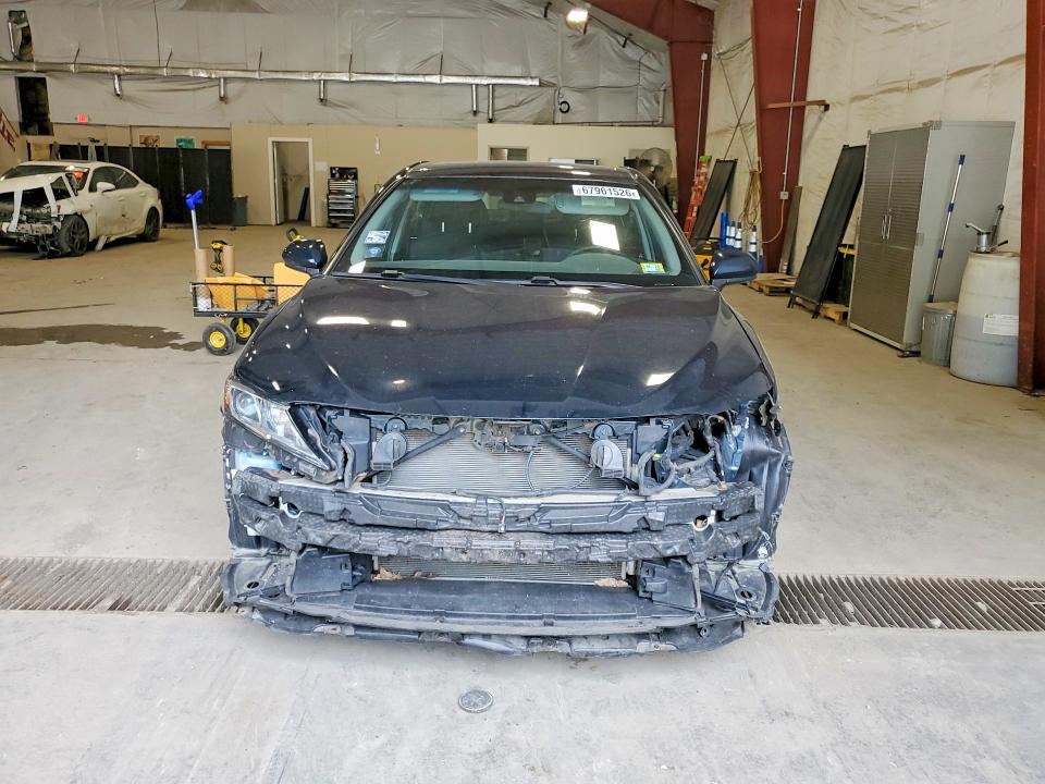 Продажа на аукционе авто 2018 Toyota Camry, vin: 4T1B11HK5JU656251, номер лота: 67961526