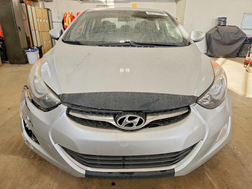 69741596 :رقم المزاد ، 5NPDH4AE7CH107467 vin ، 2012 Hyundai Elantra مزاد بيع