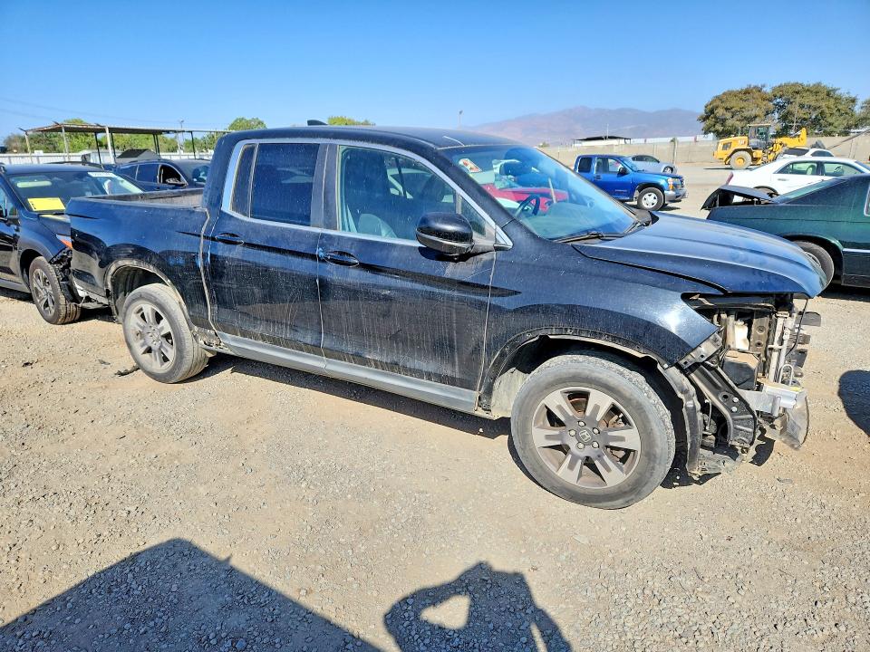 2017 Honda Ridgeline მანქანა იყიდება აუქციონზე, vin: 5FPYK3F58HB022351, აუქციონის ნომერი: 69010406