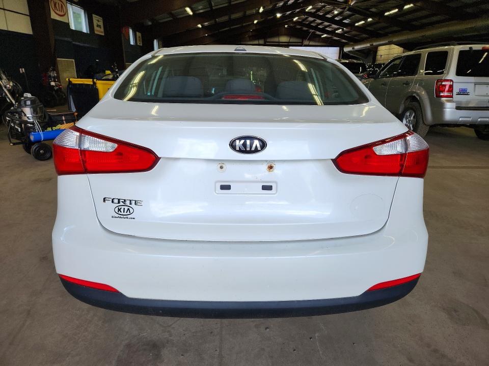Продажа на аукционе авто 2015 Kia Forte, vin: KNAFX4A63F5393842, номер лота: 70156346