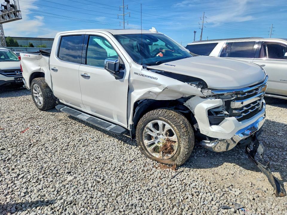 Auction sale of the 2022 Chevrolet Silverado, vin: 3GCUDGET3NG677127, lot number: 68813566
