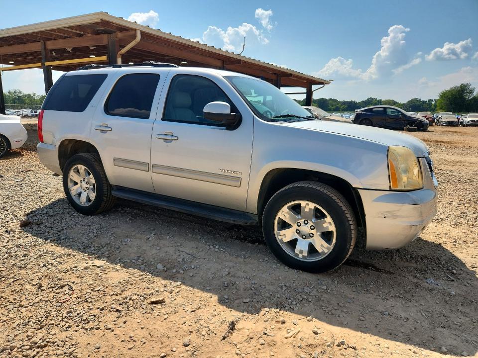 67445666 :رقم المزاد ، 1GKUKCE05AR144988 vin ، 2010 Gmc Yukon مزاد بيع