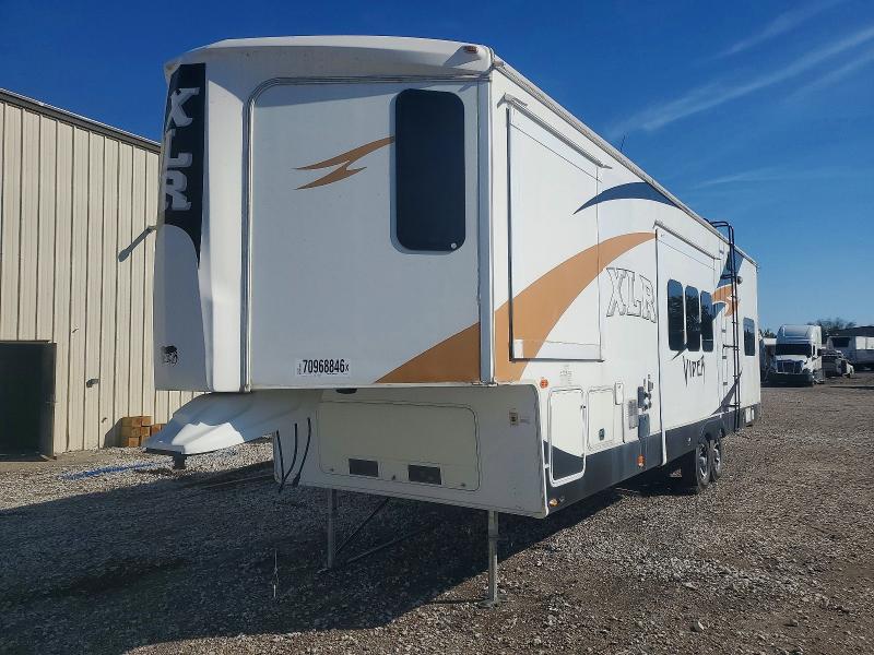 2013 Forest River Travel Trl მანქანა იყიდება აუქციონზე, vin: 4X4FXLG23D5155613, აუქციონის ნომერი: 70968846