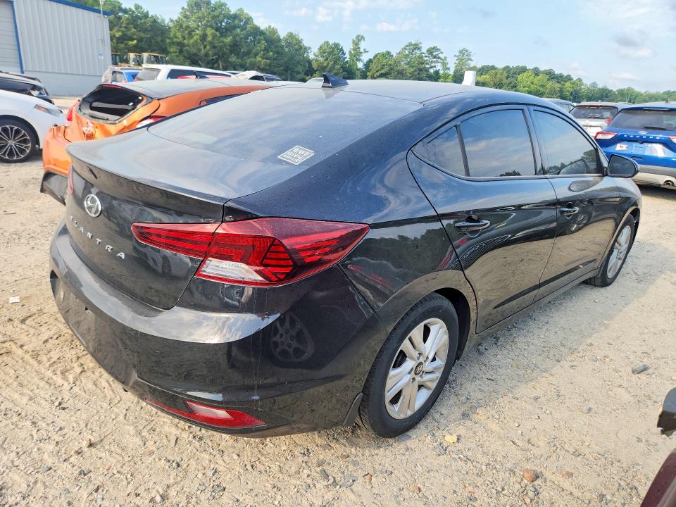 Продажа на аукционе авто 2019 Hyundai Elantra, vin: 5NPD84LF3KH465587, номер лота: 67720896