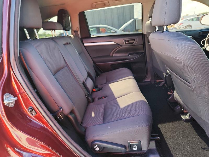 2018 Toyota Highlander მანქანა იყიდება აუქციონზე, vin: 5TDZARFH4JS034222, აუქციონის ნომერი: 68019186