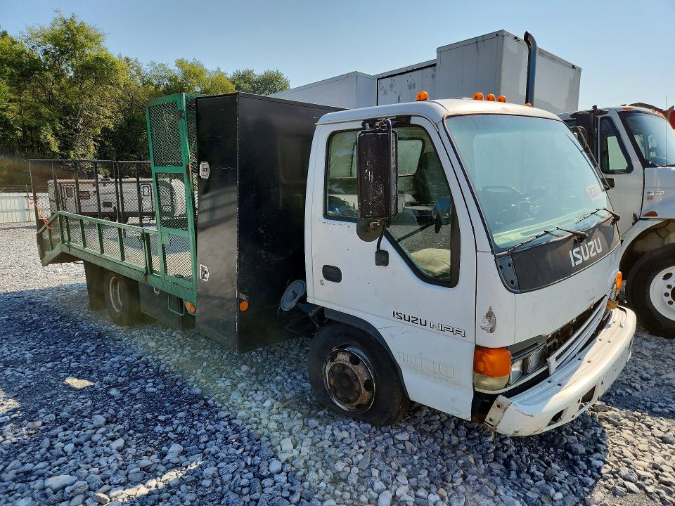 66338346 :رقم المزاد ، JALB4B16757001266 vin ، 2005 Isuzu Npr مزاد بيع