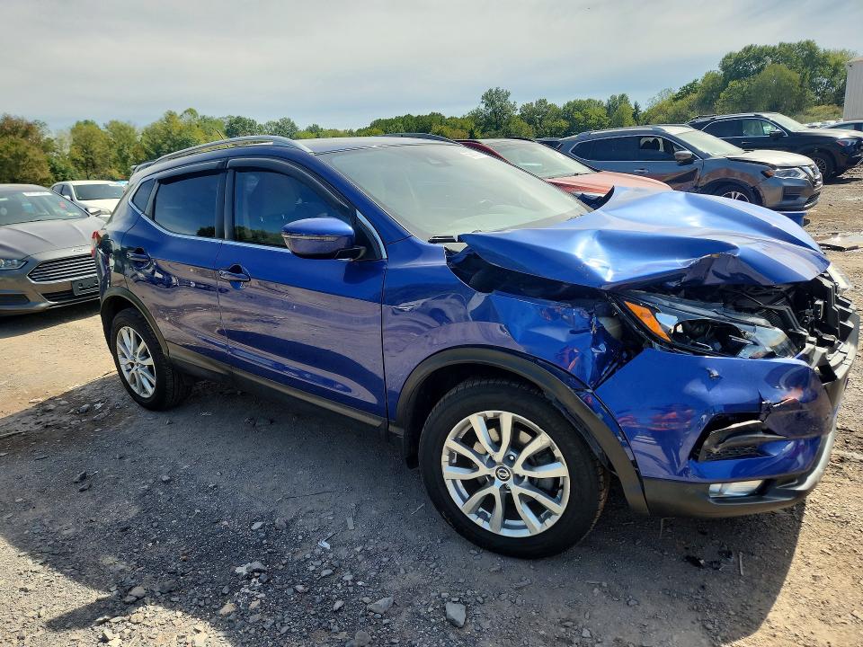 2020 Nissan Rogue Sport მანქანა იყიდება აუქციონზე, vin: JN1BJ1CW9LW377829, აუქციონის ნომერი: 69981946